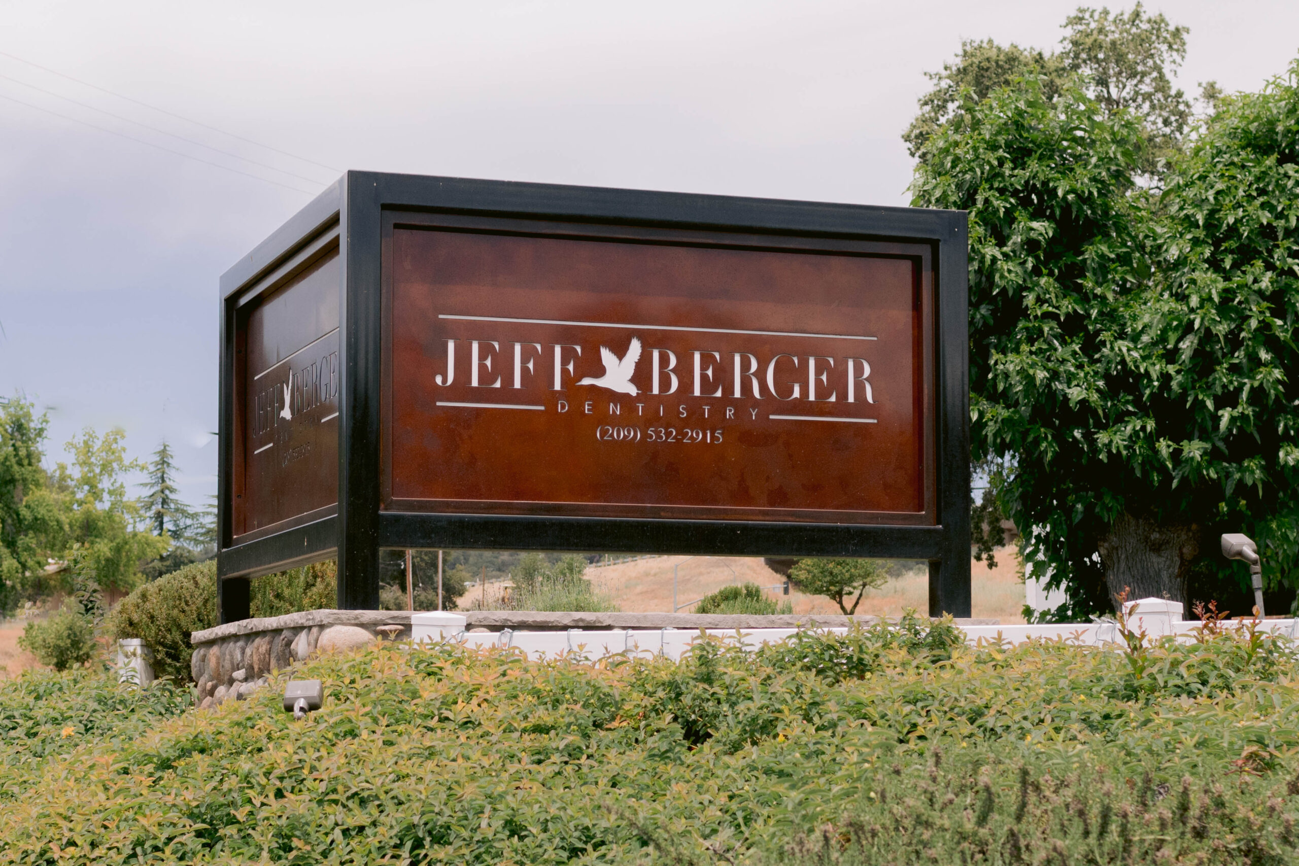 The Sonora dental officeof Dr. Jeff Berger provides care for families and individuals.