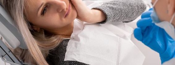 When to Go to the ER vs the Dentist for a Dental Emergency